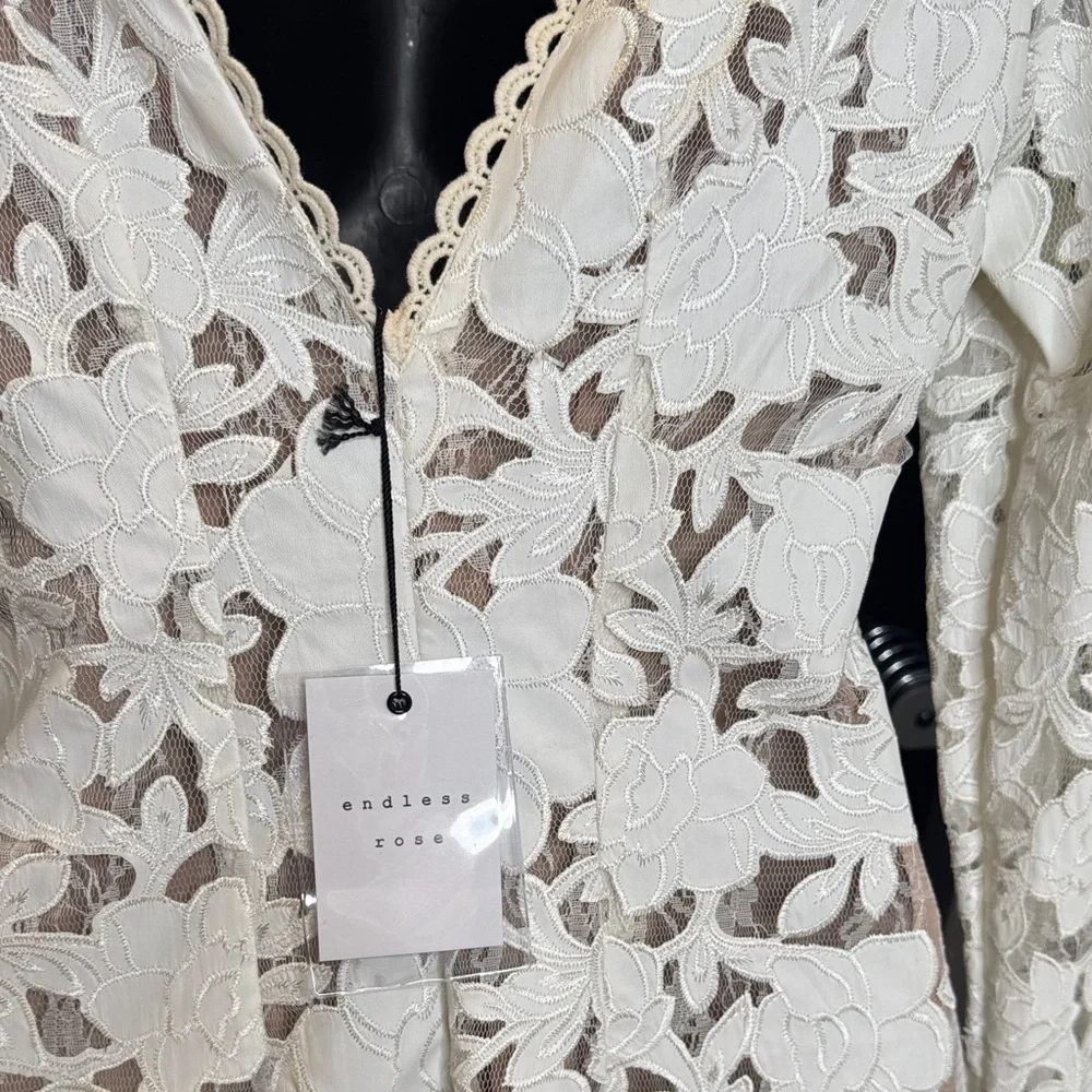Endless Rose White Floral Lace Long Sleeve Dress - Picture 3 of 4